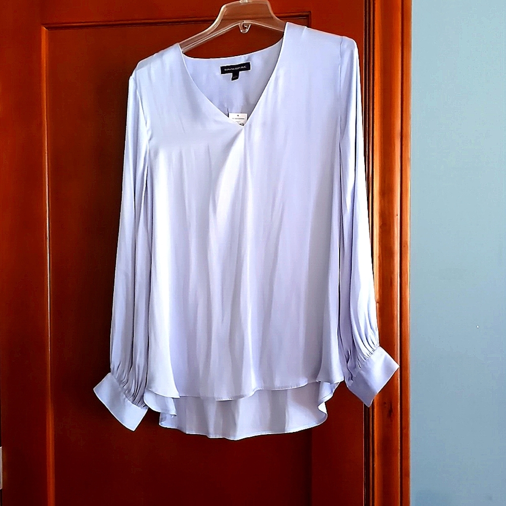 BR Lavender silk-like blouse size L